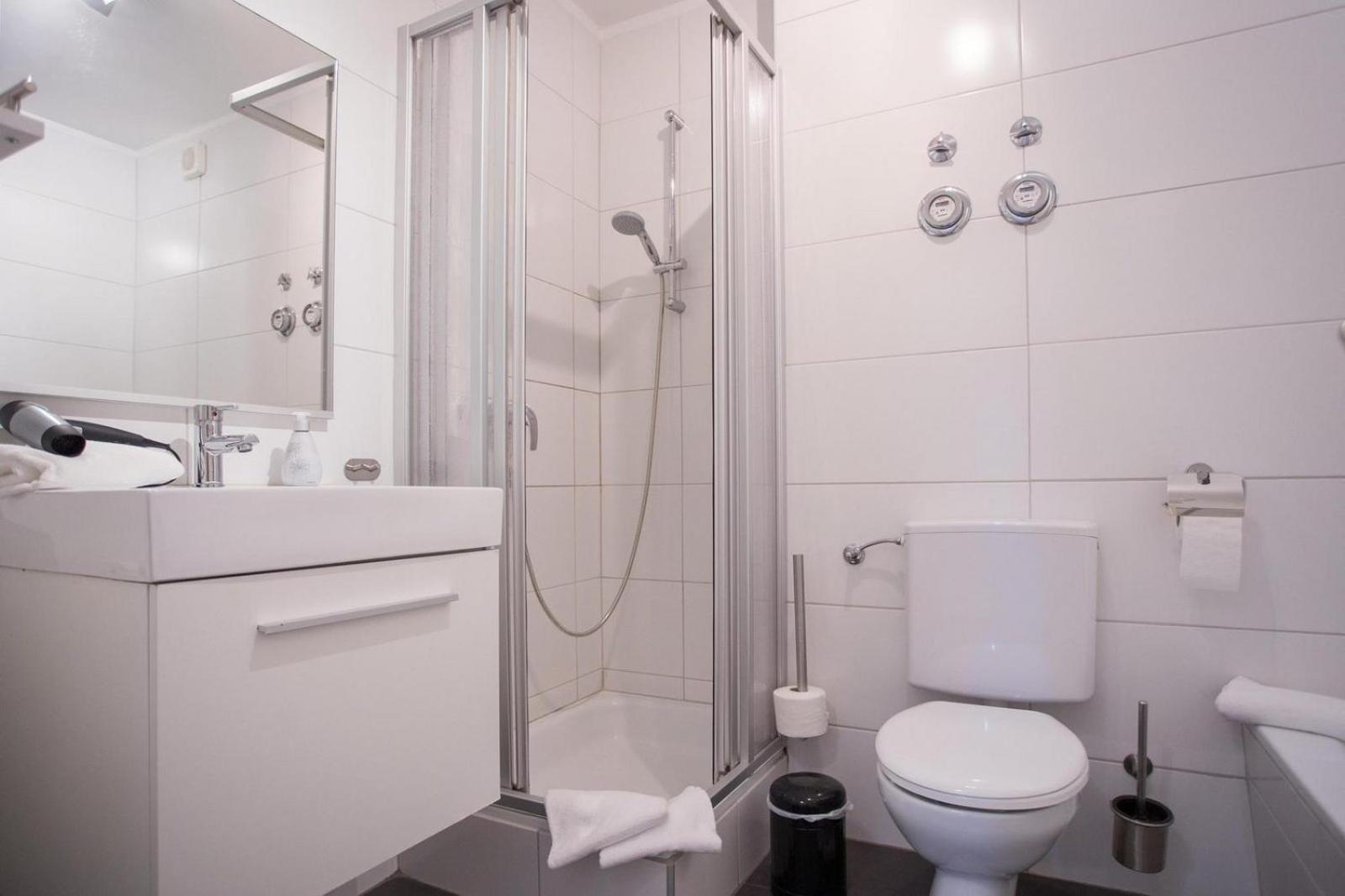 Ferienwohnung 'Kleine Auszeit Winterberg' - Am Herrenskoepfchen 4 Winterberg Pokoj fotografie